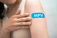 &Epsilon;&mu;&beta;&omicron;&lambda;&iota;&alpha;&sigma;&mu;ό&sigmaf; &kappa;&alpha;&tau;ά &Eta;PV: &Epsilon;&nu;&tau;&upsilon;&pi;&omega;&sigma;&iota;&alpha;&kappa;ά &alpha;&pi;&omicron;&tau;&epsilon;&lambda;έ&sigma;&mu;&alpha;&tau;&alpha; &alpha;&pi;ό &tau;&omicron; &Eta;&nu;&omega;&mu;έ&nu;&omicron; &Beta;&alpha;&sigma;ί&lambda;&epsilon;&iota;&omicron; &gamma;&iota;&alpha; &tau;&iota;&sigmaf; &gamma;&upsilon;&nu;&alpha;ί&kappa;&epsilon;&sigmaf; &kappa;ά&tau;&omega; &tau;&omega;&nu; 30