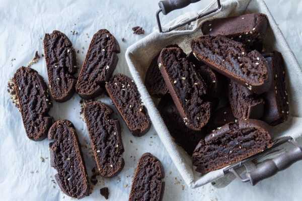 &Eta; &gamma;&lambda;&upsilon;&kappa;&iota;ά &tau;&rho;&omicron;&phi;ή &pi;&omicron;&upsilon; &mu;&pi;&omicron;&rho;&epsilon;ί &nu;&alpha; &alpha;&nu;&tau;&iota;&kappa;&alpha;&tau;&alpha;&sigma;&tau;ή&sigma;&epsilon;&iota; &tau;&eta; &sigma;&omicron;&kappa;&omicron;&lambda;ά&tau;&alpha; &kappa;&alpha;&iota; &pi;&epsilon;&rho;&iota;έ&chi;&epsilon;&iota; &pi;&epsilon;&rho;&iota;&sigma;&sigma;ό&tau;&epsilon;&rho;&omicron; &alpha;&sigma;&beta;έ&sigma;&tau;&iota;&omicron; &alpha;&pi;ό &tau;&omicron; &gamma;ά&lambda;&alpha;