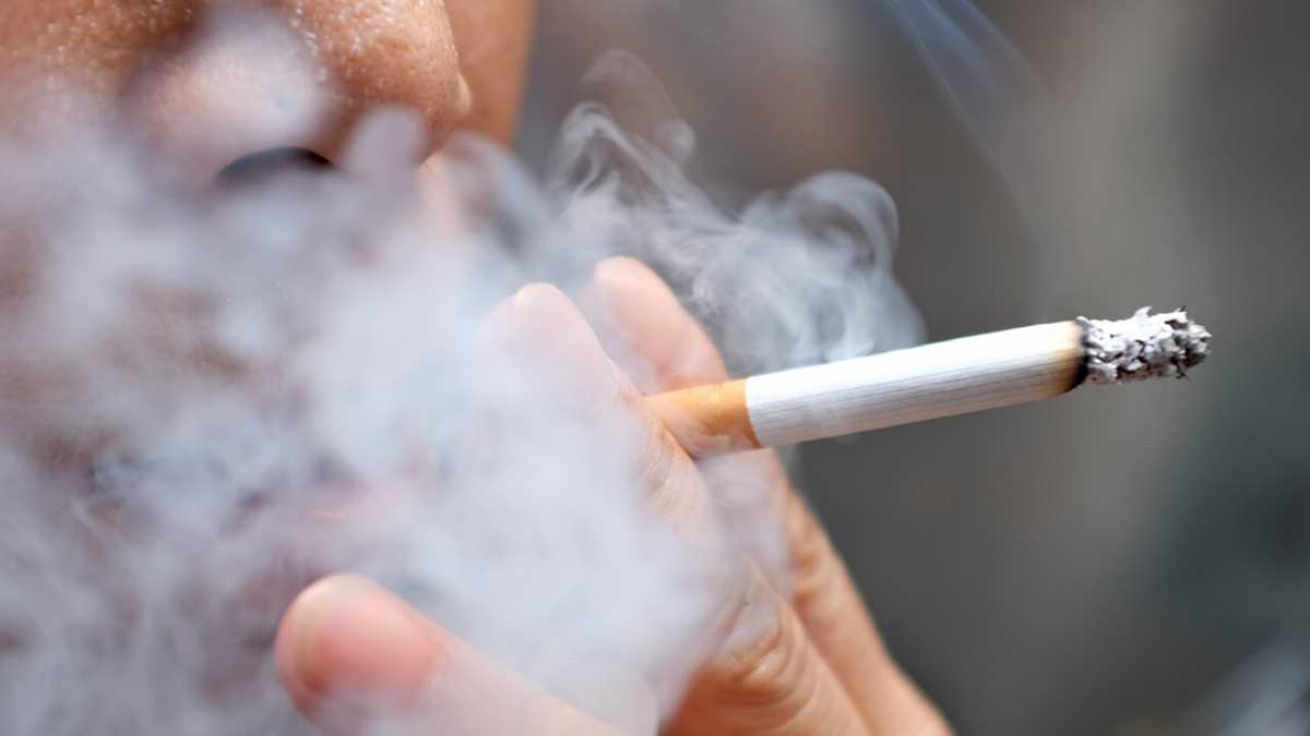 Έρευνα: Οι περιστασιακοί καπνιστές δεν διαφεύγουν τον κίνδυνο καρκίνου του πνεύμονα ή πνευμονοπάθειας