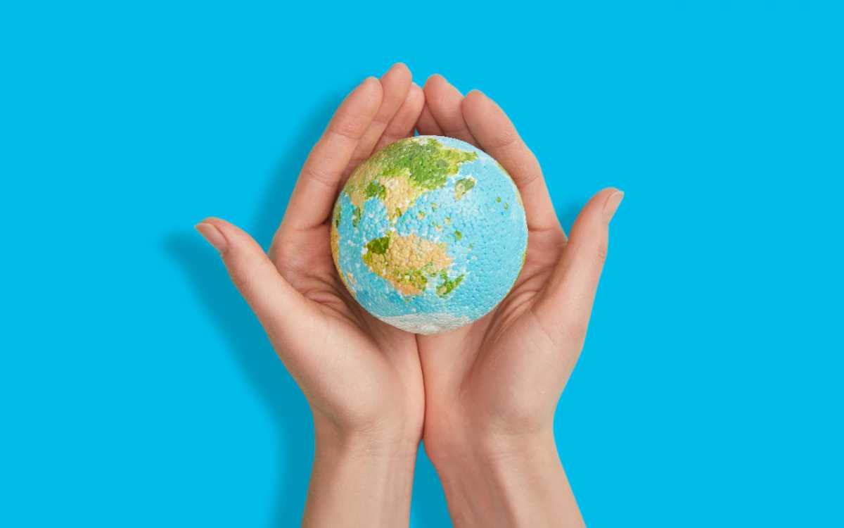 Έ&rho;&epsilon;&upsilon;&nu;&alpha;: H &rho;ύ&pi;&alpha;&nu;&sigma;&eta; &tau;&omega;&nu; &upsilon;&delta;ά&tau;&omega;&nu; &alpha;&pi;&epsilon;&iota;&lambda;&epsilon;ί &tau;&eta;&nu; &upsilon;&gamma;&epsilon;ί&alpha; &kappa;&alpha;&iota; &tau;&alpha; &omicron;&iota;&kappa;&omicron;&sigma;&upsilon;&sigma;&tau;ή&mu;&alpha;&tau;&alpha;