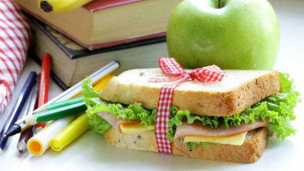 &Eta; &kappa;&alpha;&lambda;ή &pi;&rho;&omega;&iota;&nu;ή &sigma;&upsilon;&nu;ή&theta;&epsilon;&iota;&alpha; &pi;&omicron;&upsilon; &rho;&upsilon;&theta;&mu;ί&zeta;&epsilon;&iota; &tau;&eta;&nu; &alpha;&nu;ά&pi;&tau;&upsilon;&xi;&eta; &tau;&omega;&nu; &pi;&alpha;&iota;&delta;&iota;ώ&nu;.