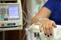 &Epsilon;.&Epsilon;: &Mu;&pi;&omicron;&rho;&epsilon;ί &omicron; &kappa;&omicron;&rho;&omicron;&nu;&omicron;ϊό&sigmaf; &nu;&alpha; &mu;&omicron;&nu;&omicron;&pi;&omega;&lambda;&epsilon;ί, &omicron; &kappa;&alpha;&rho;&kappa;ί&nu;&omicron;&sigmaf; ό&mu;&omega;&sigmaf; &kappa;&alpha;&lambda;&pi;ά&zeta;&epsilon;&iota;