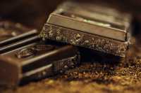 Έρευνα: Πώς η μαύρη σοκολάτα βοηθά με τα συμπτώματα της δυσμηνόρροιας;