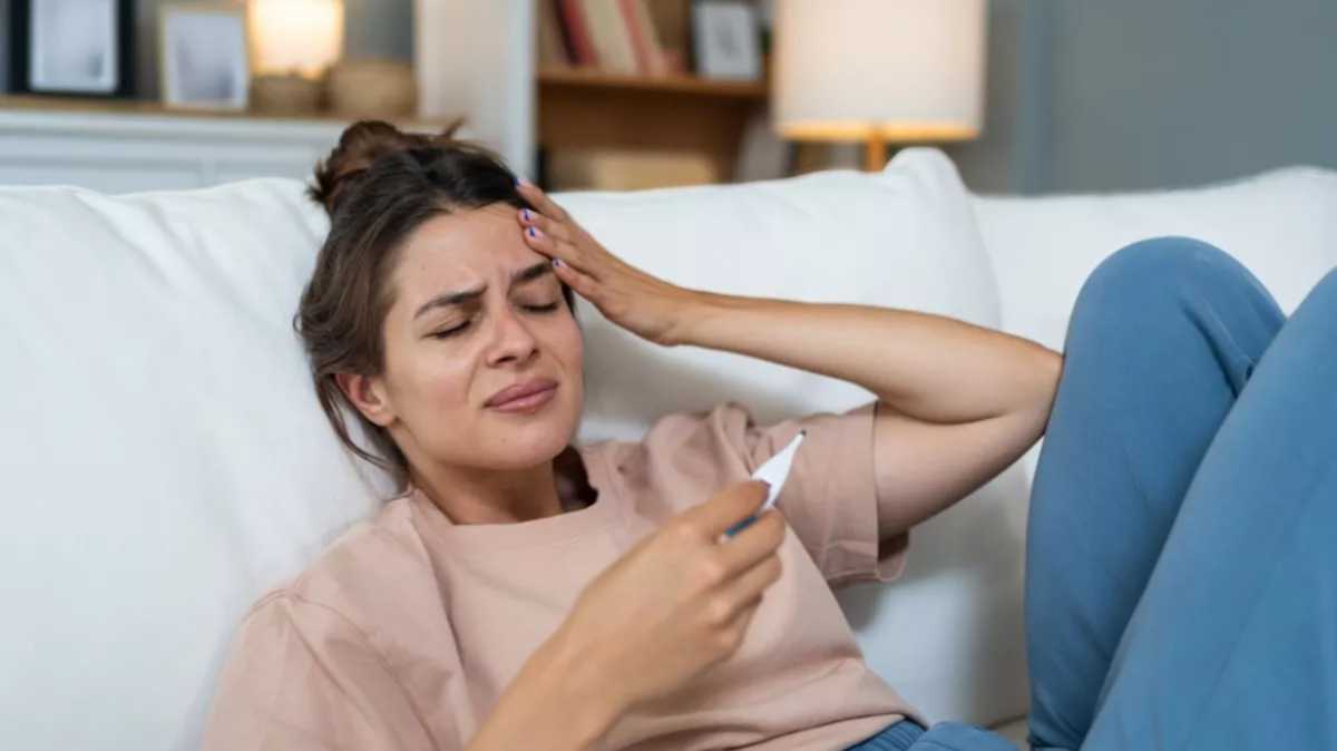 ECDC: &Tau;&alpha; &pi;&rho;ώ&tau;&alpha; &sigma;&tau;&omicron;&iota;&chi;&epsilon;ί&alpha; &gamma;&iota;&alpha; &tau;&eta; &gamma;&rho;ί&pi;&eta; &kappa;&alpha;&iota; &eta; &alpha;&nu;&eta;&sigma;&upsilon;&chi;ί&alpha;