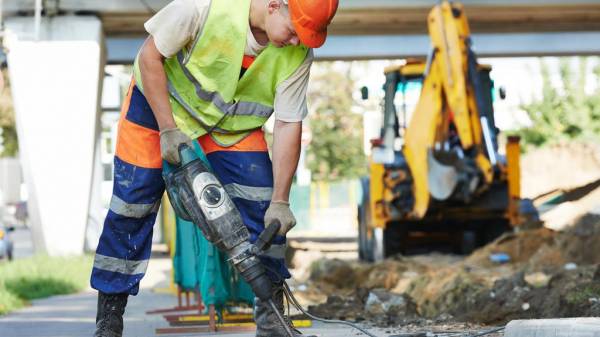 &Omicron; &theta;ό&rho;&upsilon;&beta;&omicron;&sigmaf; &sigma;&tau;&omicron;&nu; &epsilon;&rho;&gamma;&alpha;&sigma;&iota;&alpha;&kappa;ό &chi;ώ&rho;&omicron; &delta;&epsilon;&nu; &sigma;&chi;&epsilon;&tau;ί&zeta;&epsilon;&tau;&alpha;&iota; &mu;ό&nu;&omicron; &mu;&epsilon; &pi;&rho;&omicron;&beta;&lambda;ή&mu;&alpha;&tau;&alpha; &alpha;&kappa;&omicron;ή&sigmaf;&hellip;..