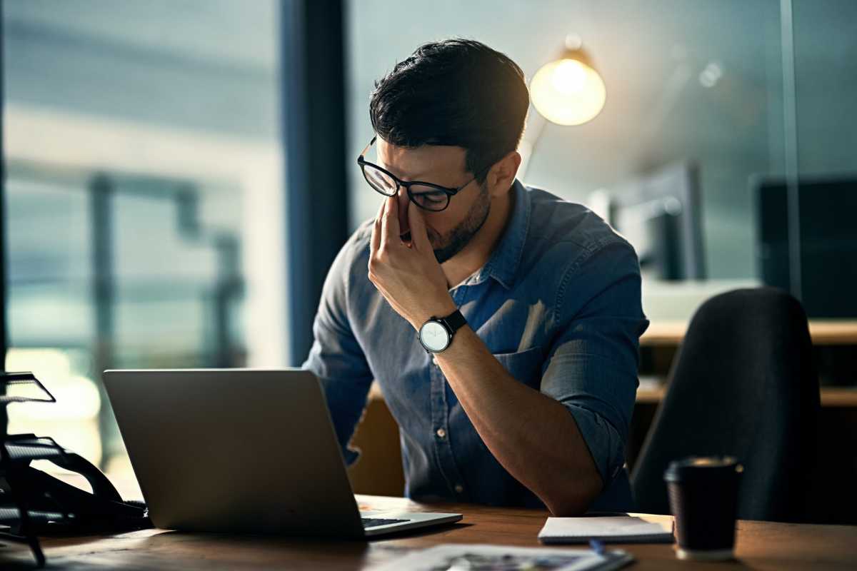 Το άγχος και οι υπερβολικές ώρες στη δουλειά αποτελούν απειλή για δεύτερο έμφραγμα